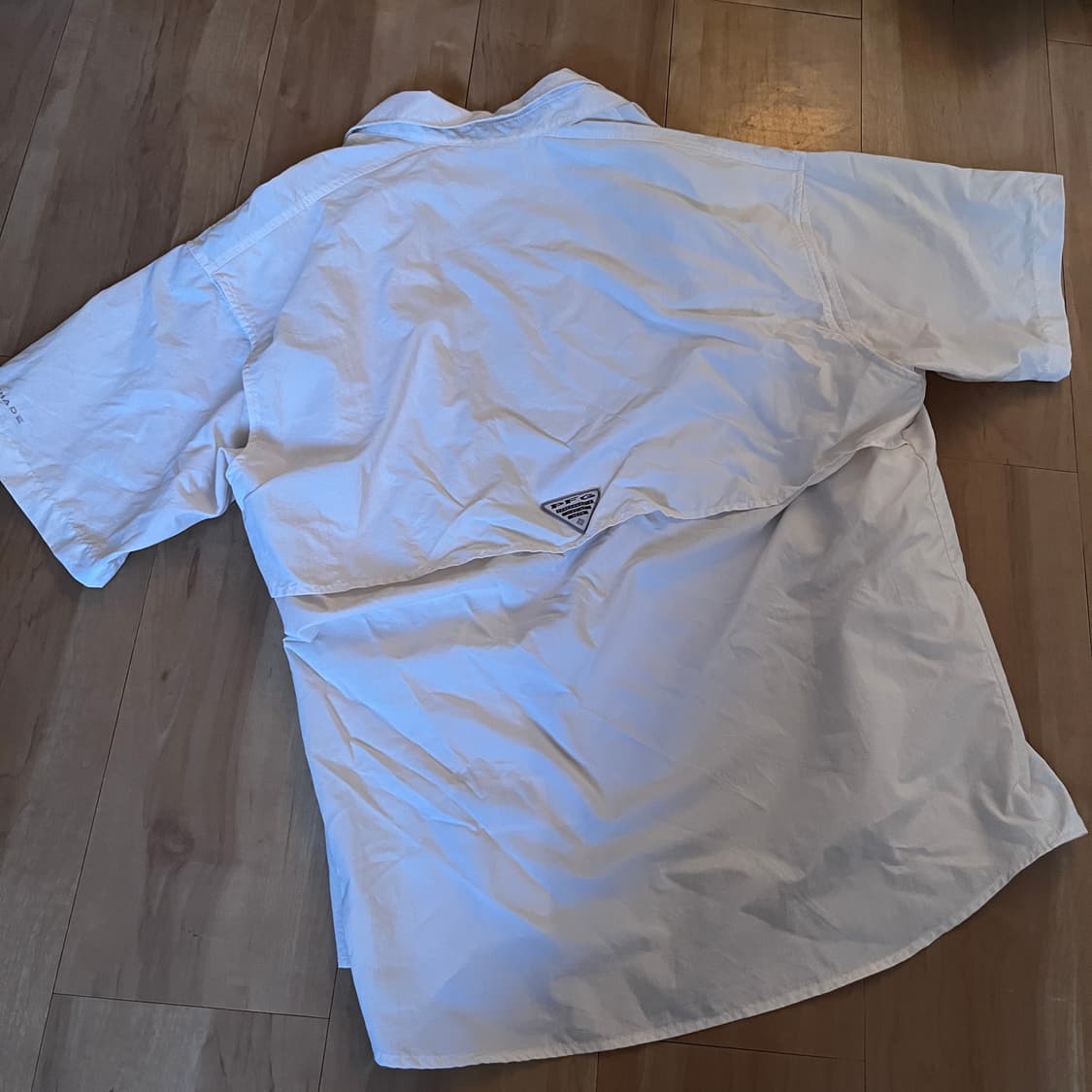 컬럼비아 PFG 화이트 셔츠 상품이미지4