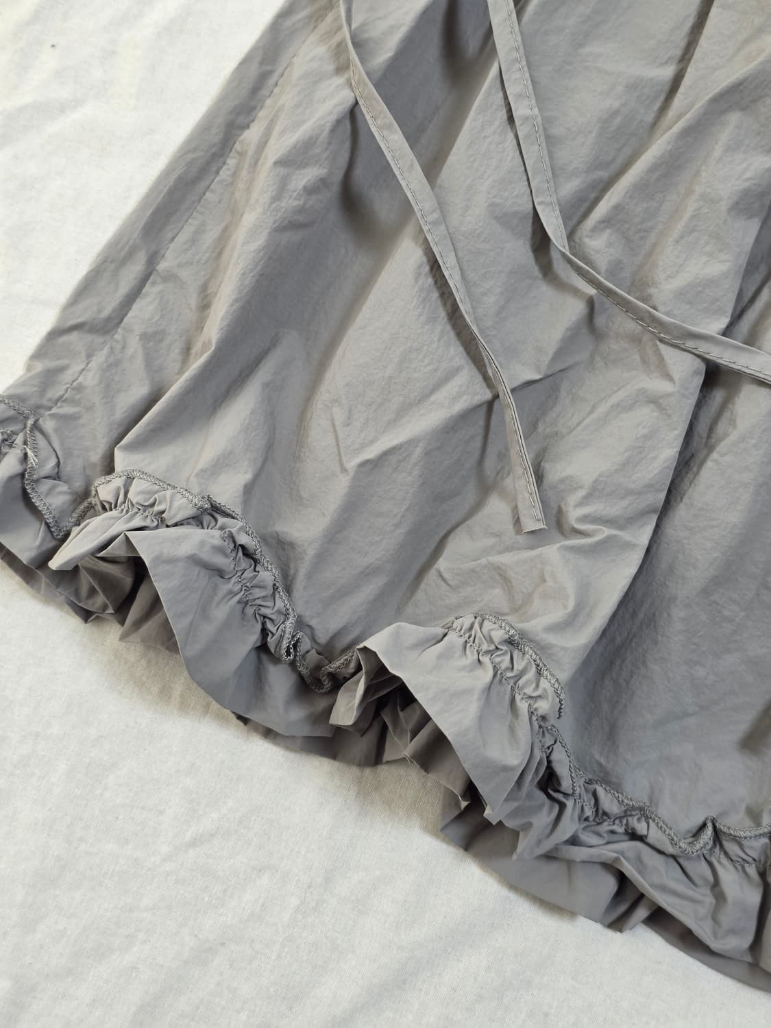 NYUNYU 뉴뉴하우스 프릴 바스락 스커트 상품이미지3