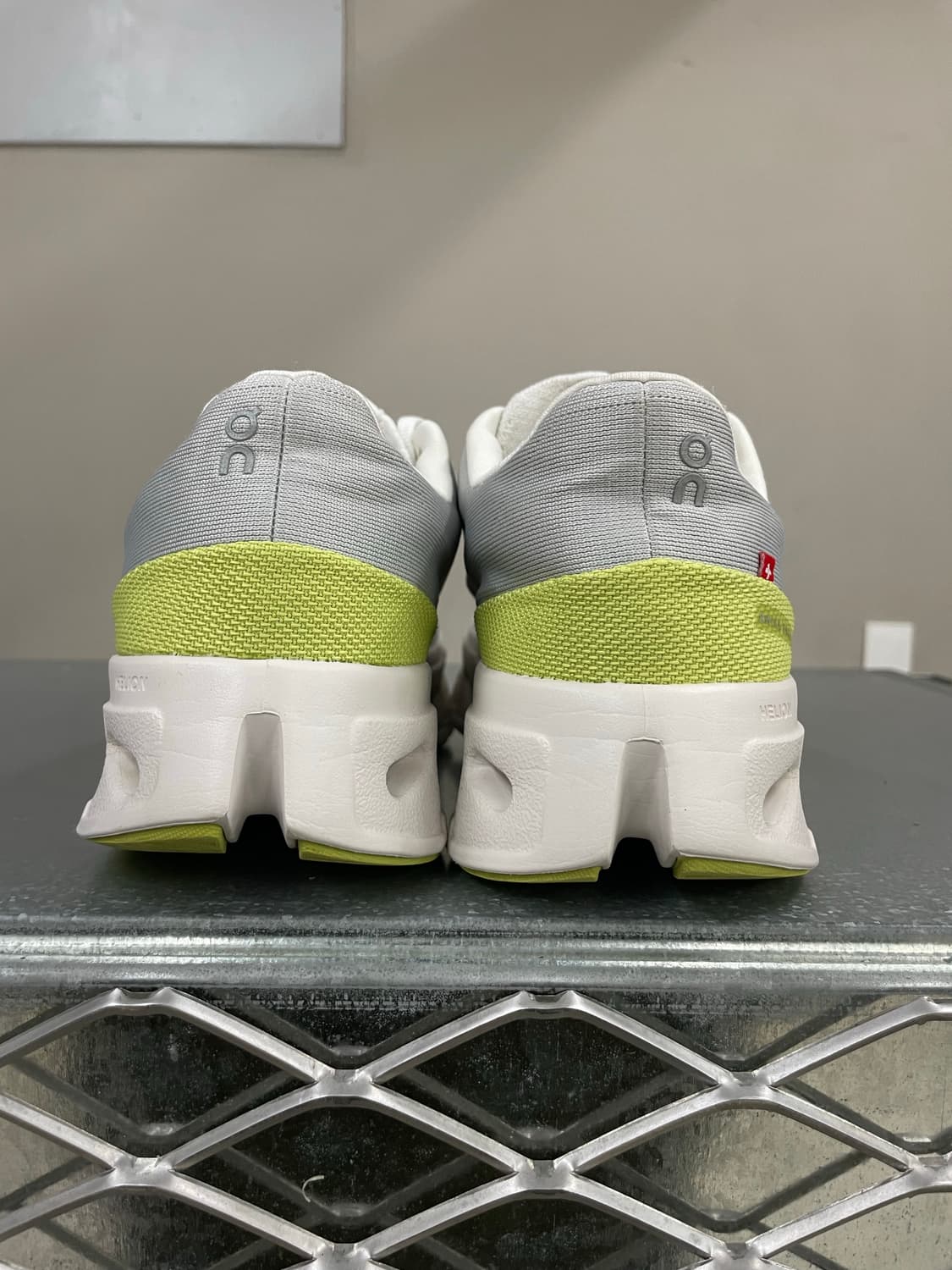 온러닝 클라우드이클립스 250 상품이미지3