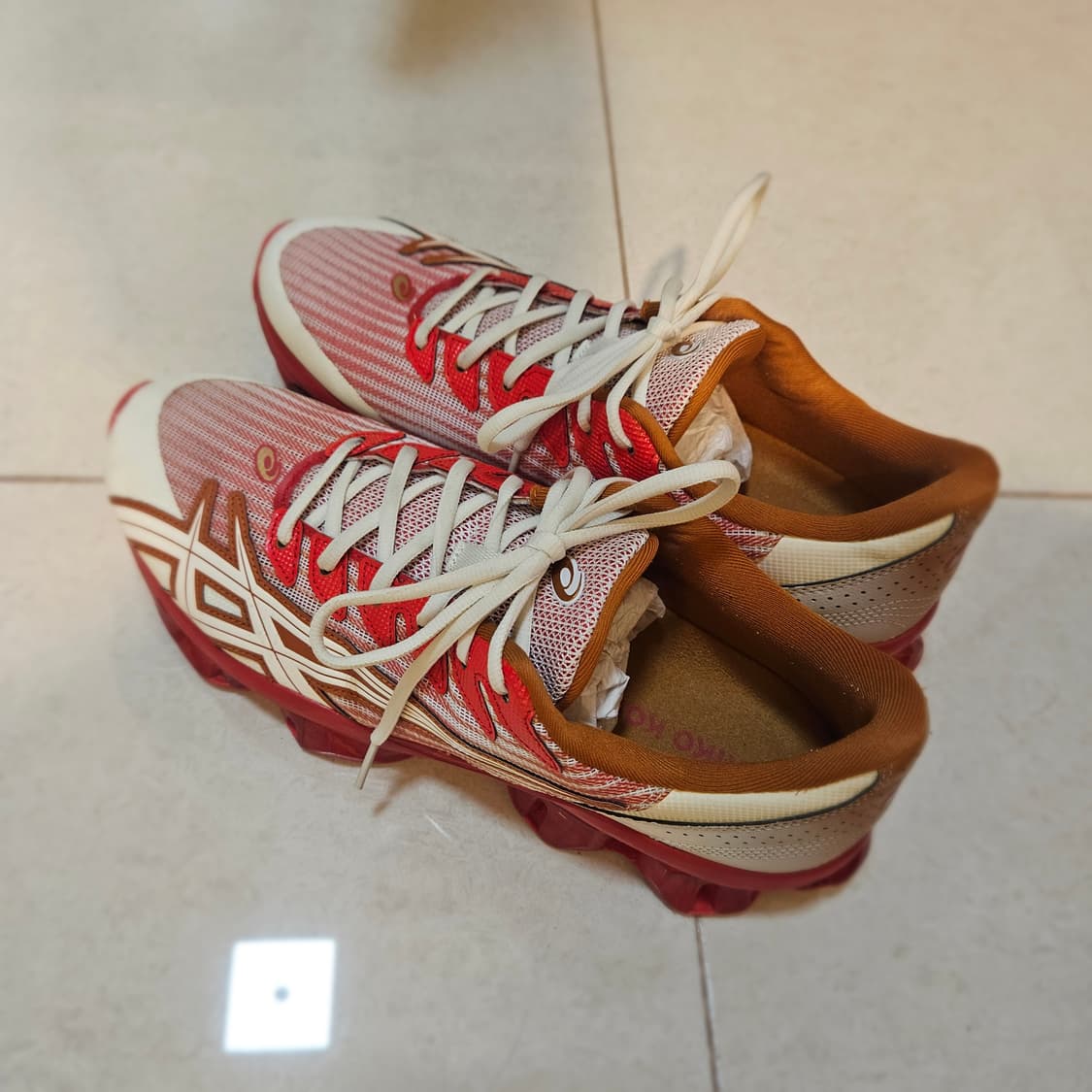 295 아식스 x 키코 코스타디노브 젤 퀀텀 레비트렉 캔디 애플 레드 상품이미지2