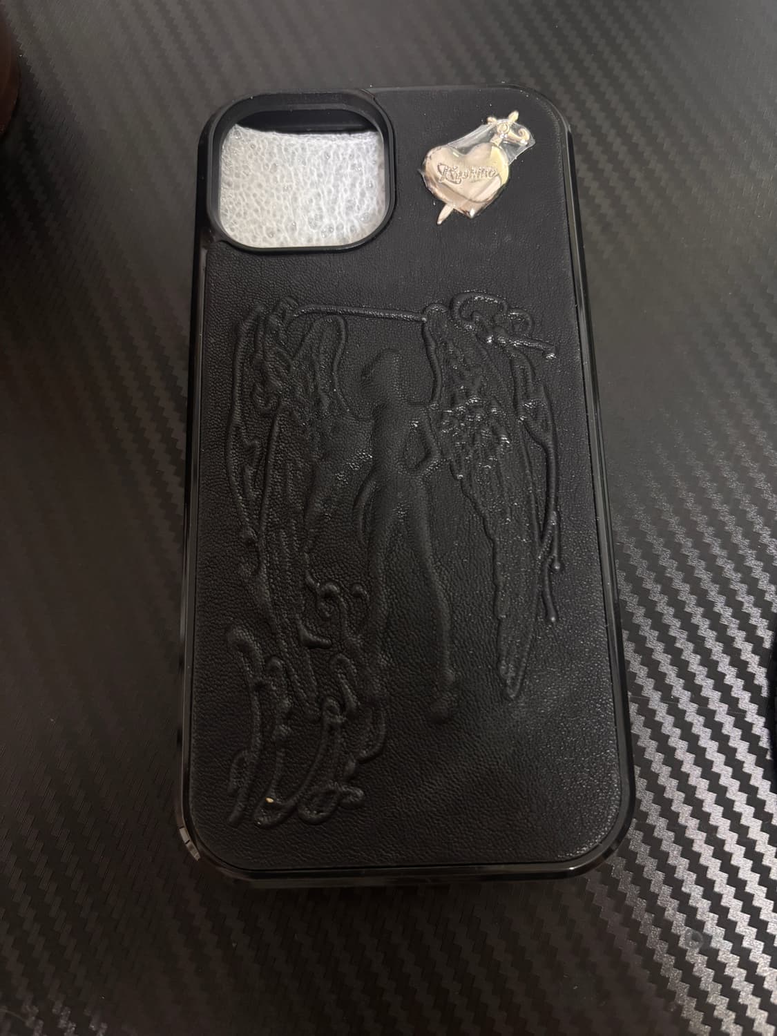 카시코 엔젤하트 아이폰15 케이스 팝니다 상품이미지2