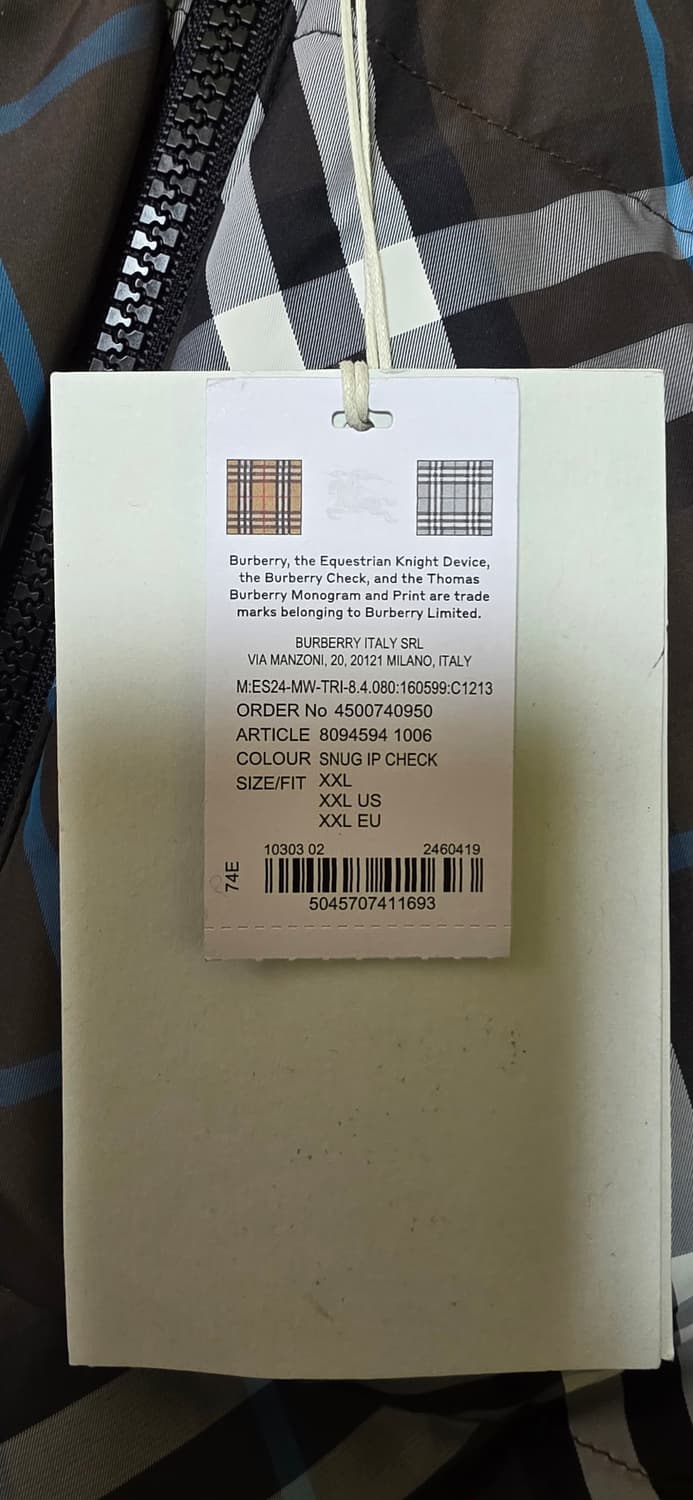 (새상품)버버리 리버서블 스너그 패딩 리버시블 2xl 정품 상품이미지8