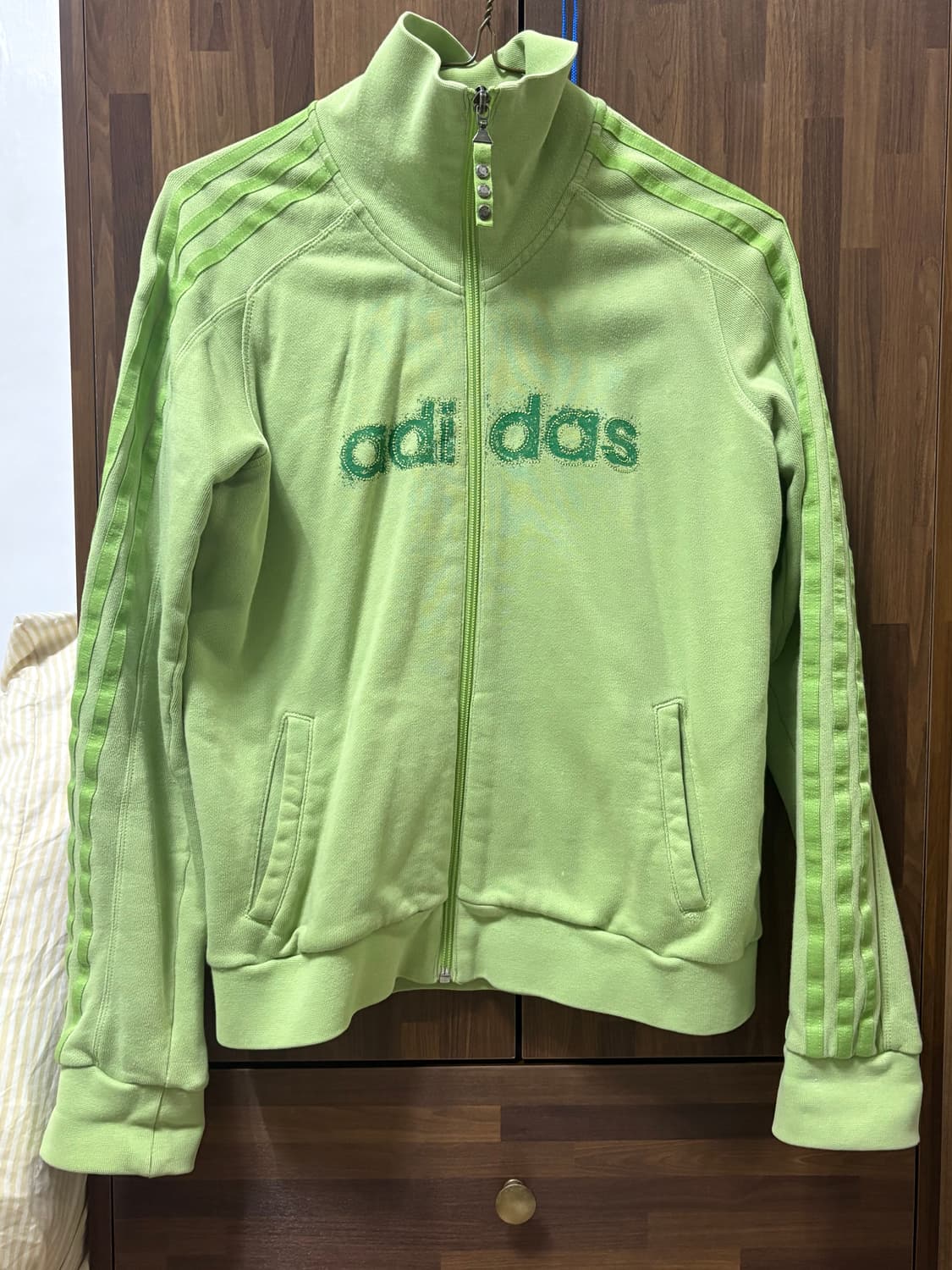 아디다스 빈티지 집업 상품이미지1