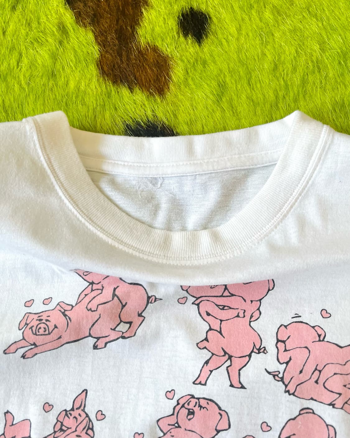 1990s Kamasutra Pig Sex Position T-Shirt 상품이미지4