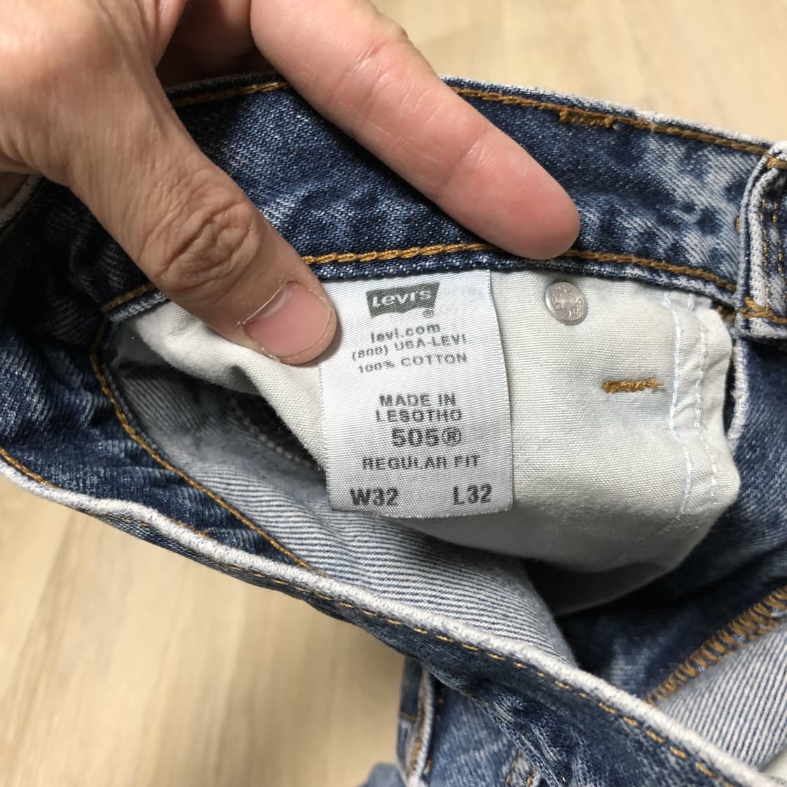 (32) 리바이스 Levi's 505 레귤러핏 페인팅 하드 워싱 데님 상품이미지5