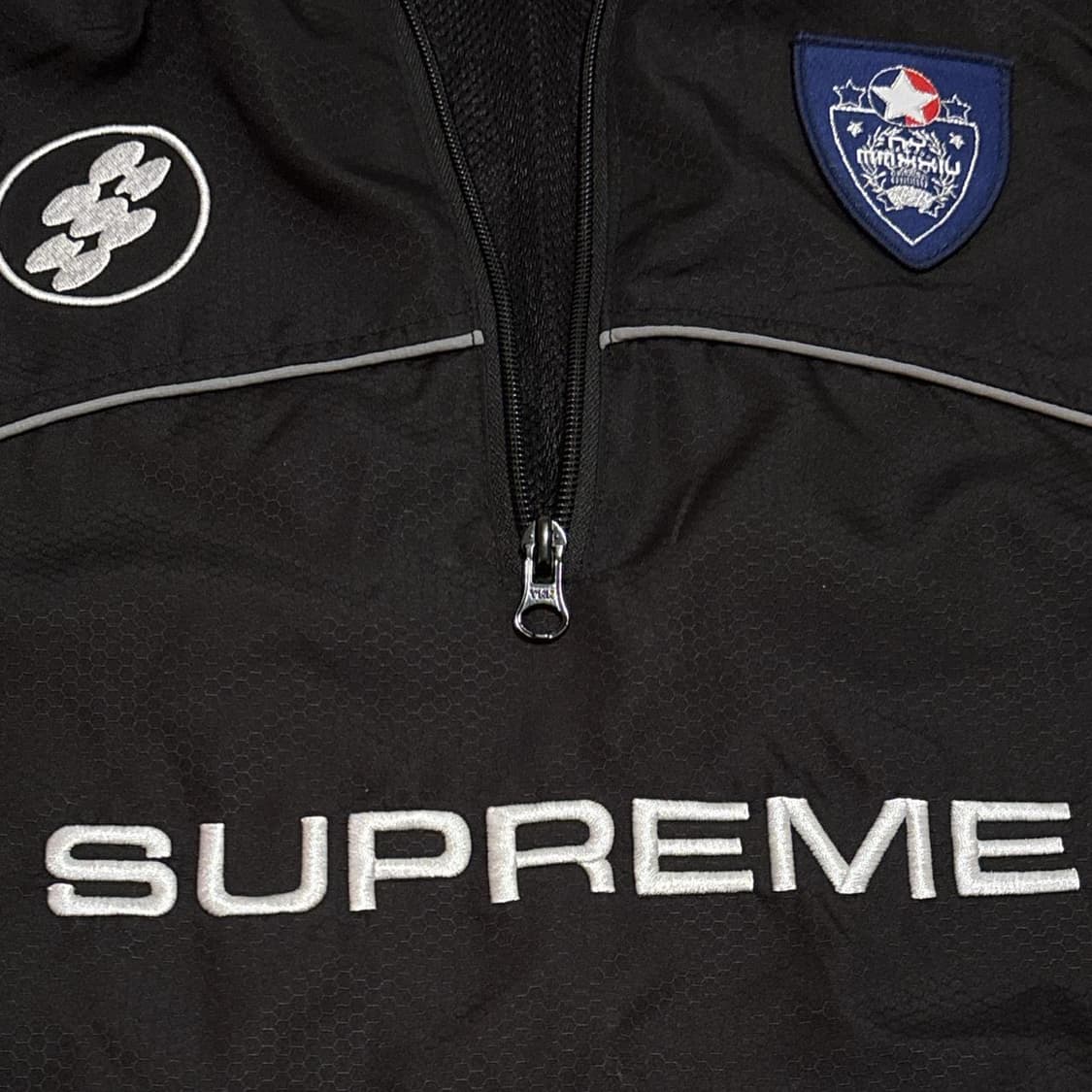 슈프림 리플렉티브 파이핑 풀오버 블랙 상품이미지4