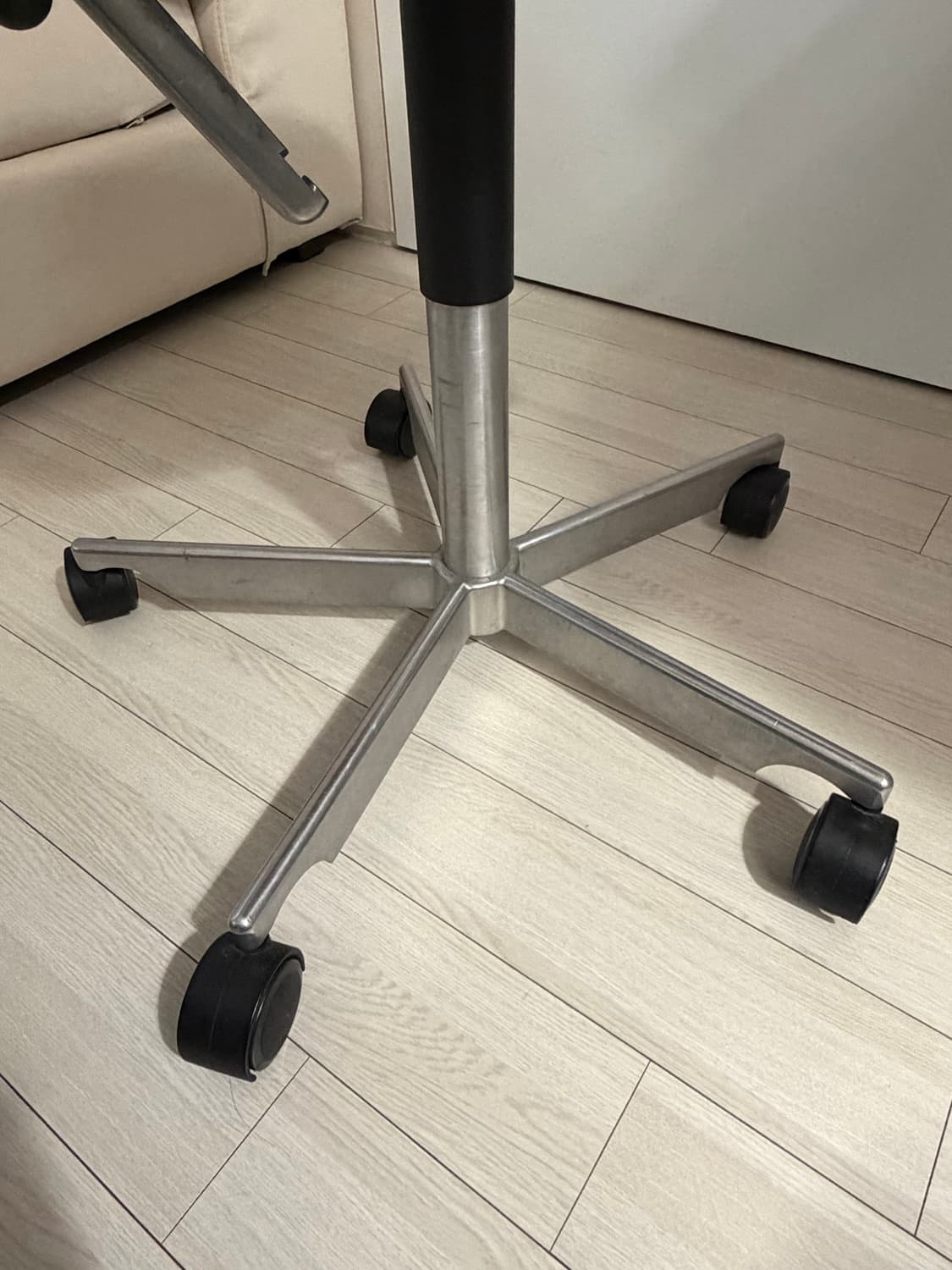 엥겔브레츠 케비 체어 상품이미지8