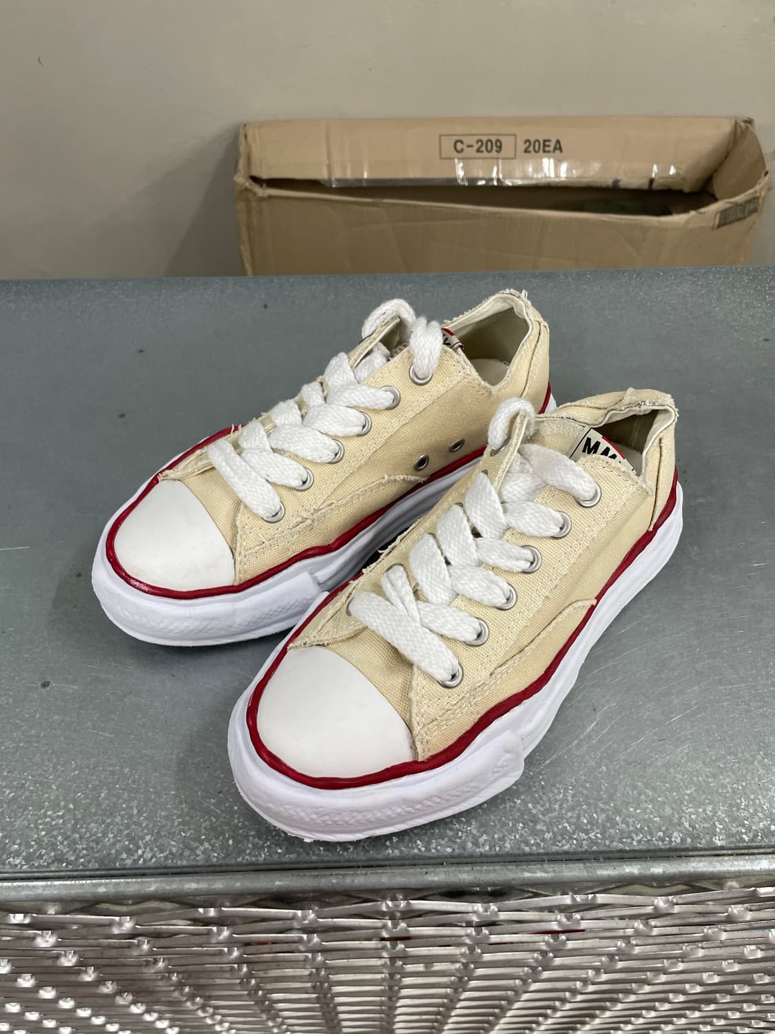 메종 미하라 야스히로 스니커즈 38 상품이미지2