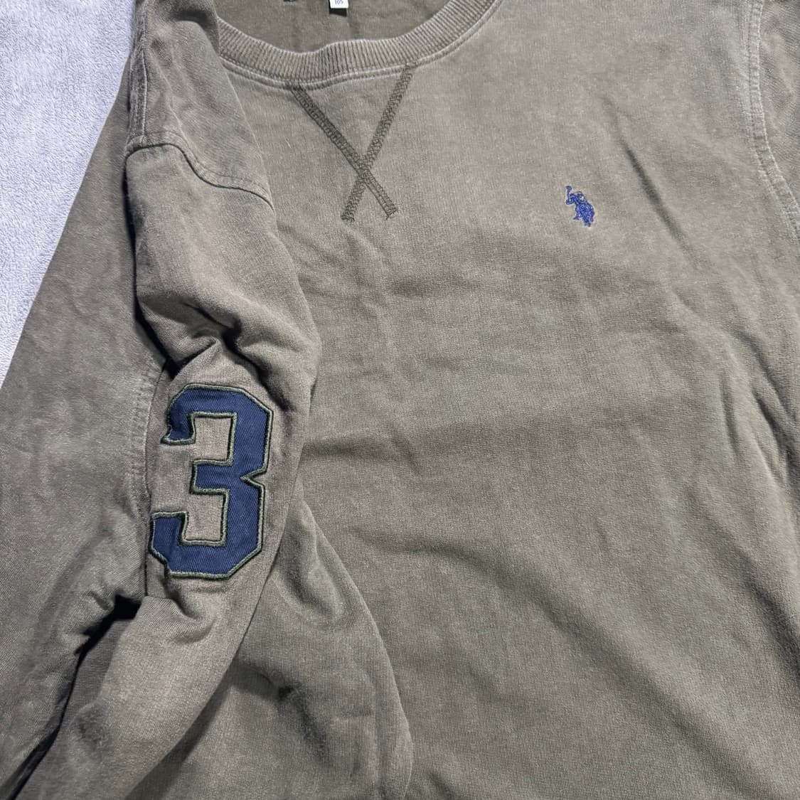 US폴로 에센 카키 맨투맨 상품이미지3