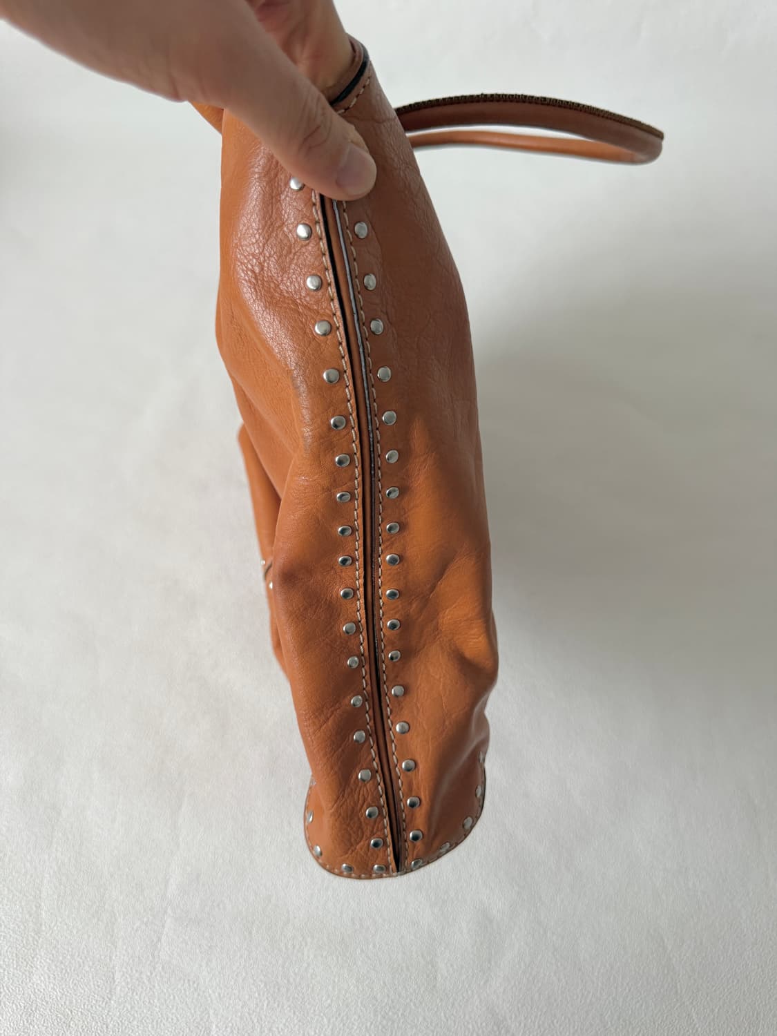 마이클코어스(MICHAEL KORS) 스터드 레더백 상품이미지5