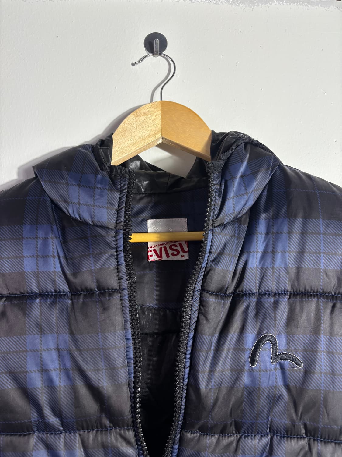 EVISU 패턴 패딩 베스트 상품이미지3