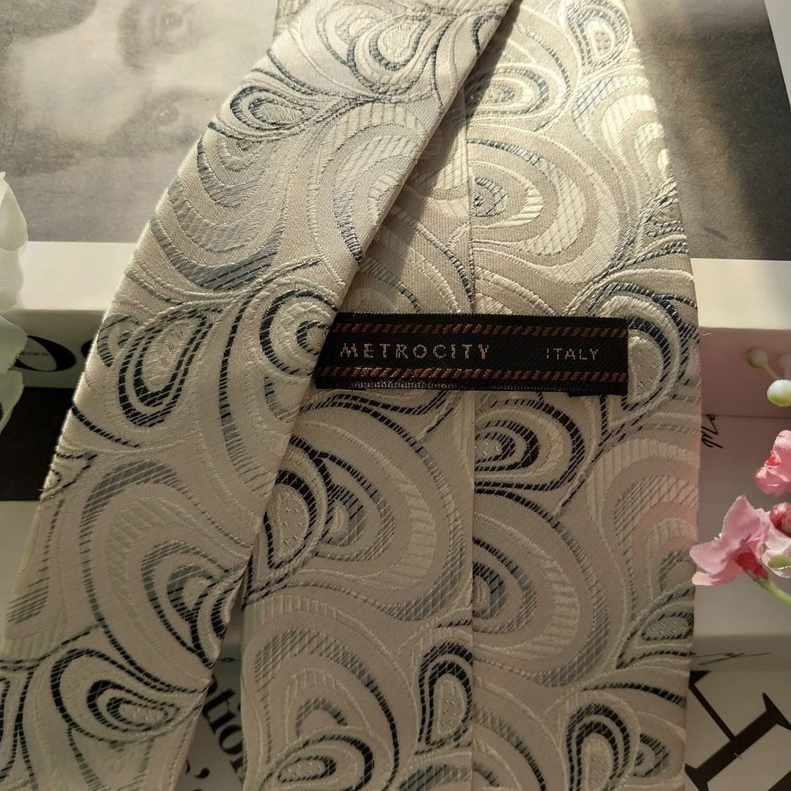 메트로시티 실크 화이트&그레이 패턴 넥타이 8.7cm A+등급 K1413 상품이미지7