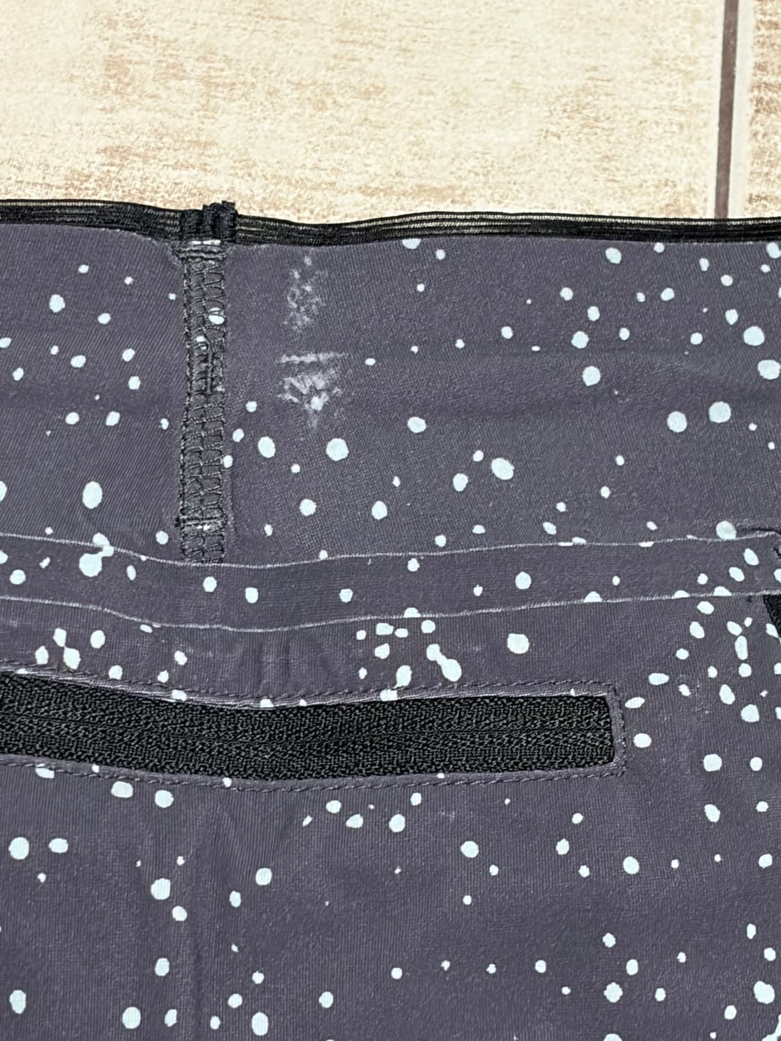 온러닝 레이스 타이즈 M 판매 상품이미지3