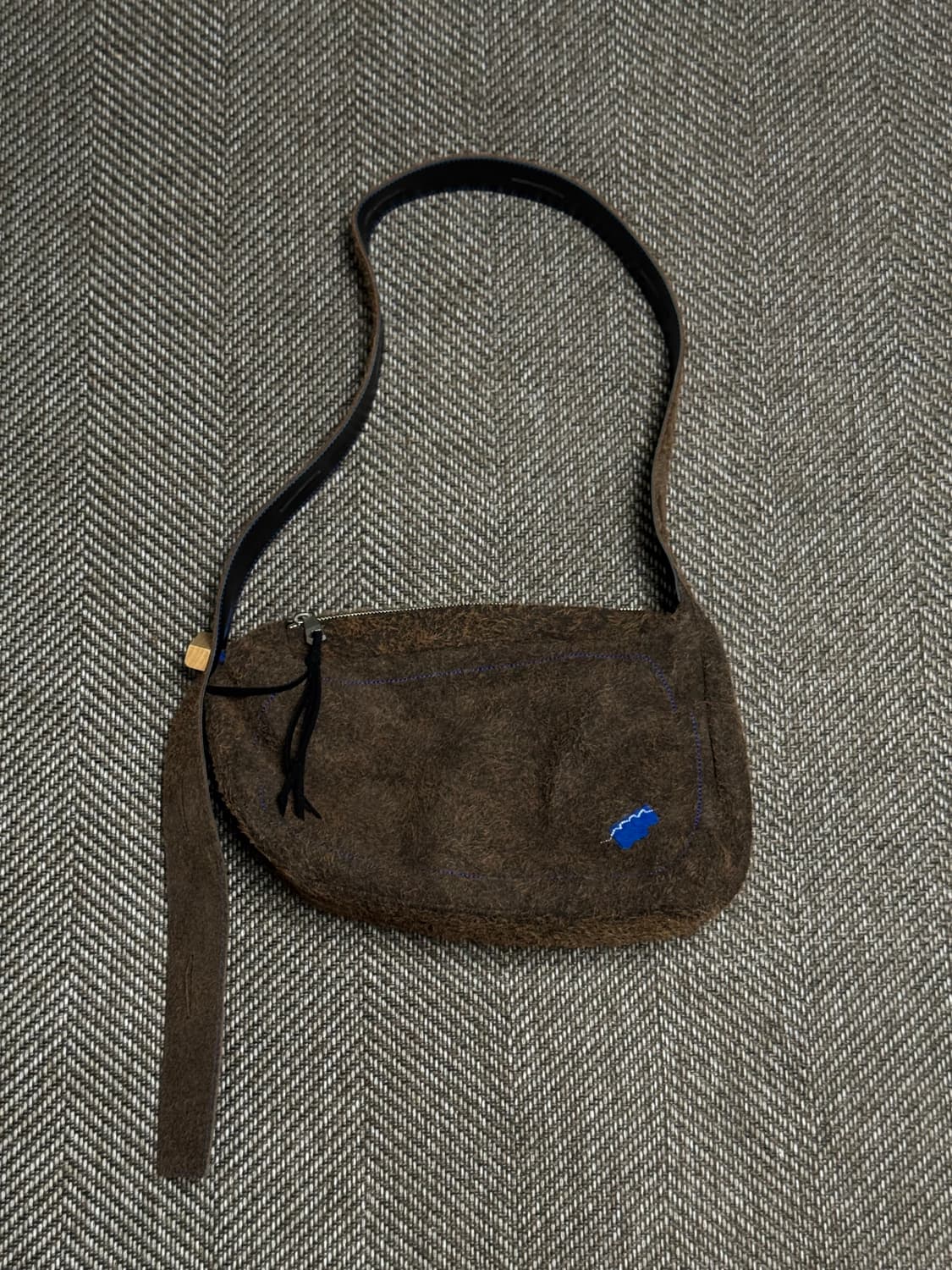 아더에러 토글 토트백 브라운 상품이미지2