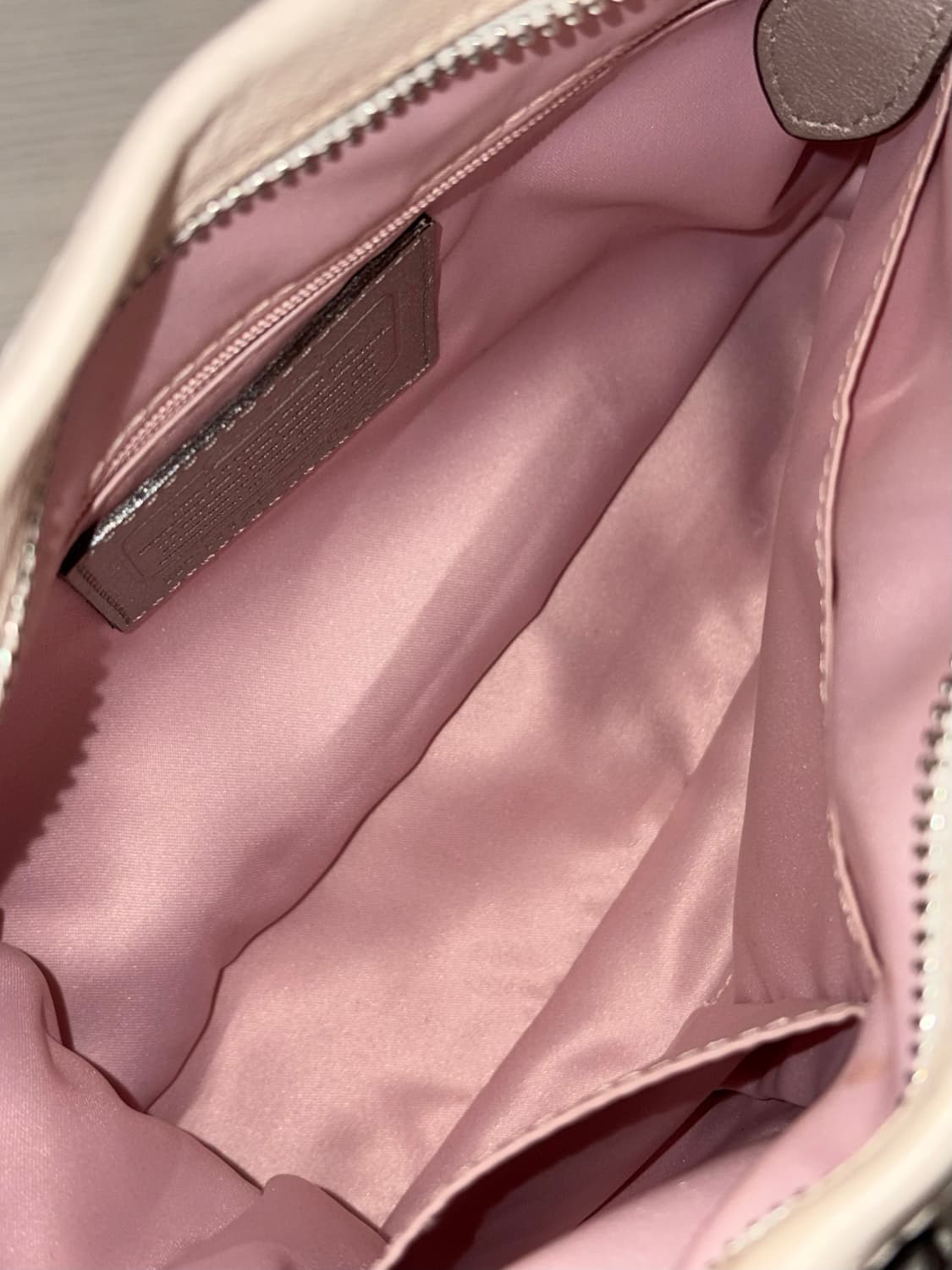 코치 갸루 빈티지 크로스백 상품이미지3