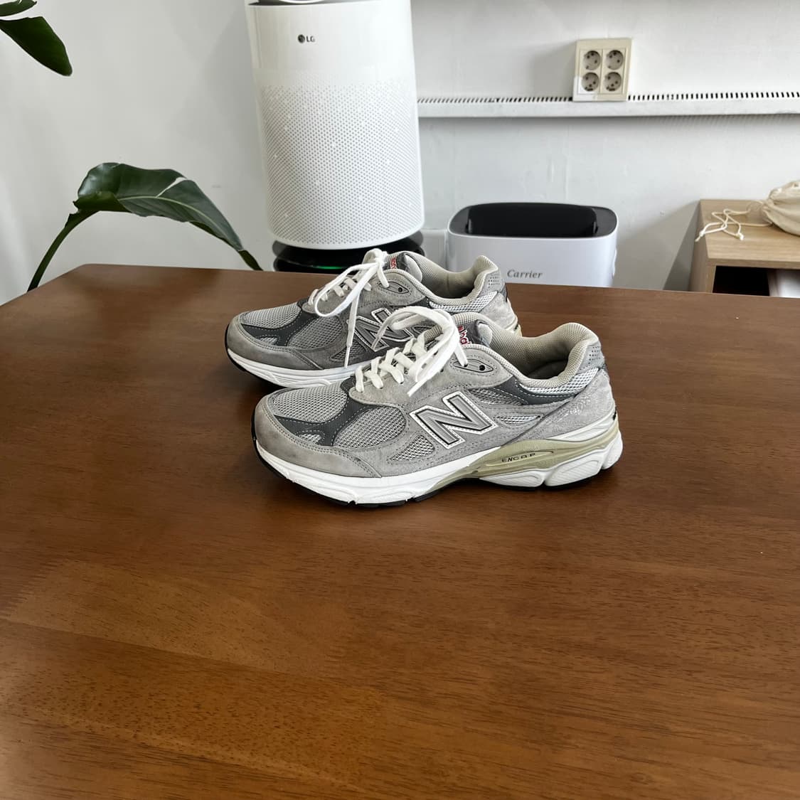 뉴발란스 990 v3 usa 240mm 상품이미지1