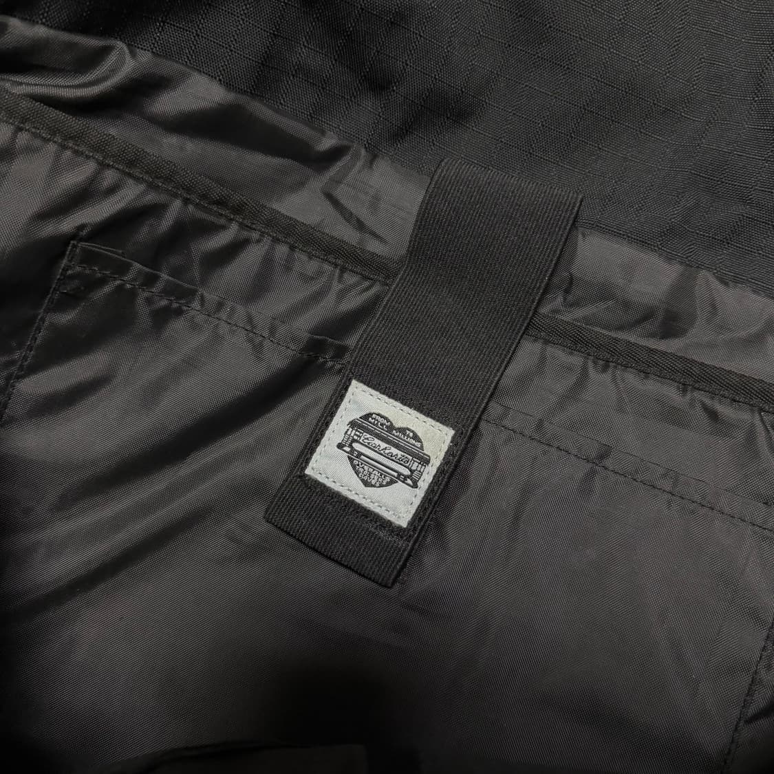 칼하트 블랙 메신저백 상품이미지4