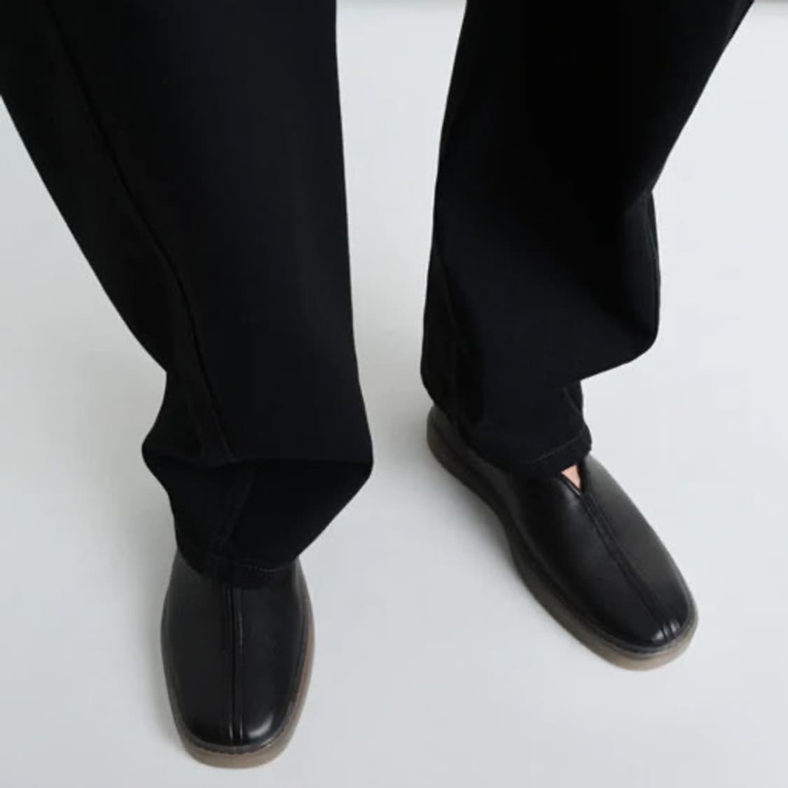 [42] 르메르 리놀륨 파이프드 스니커즈 상품이미지3