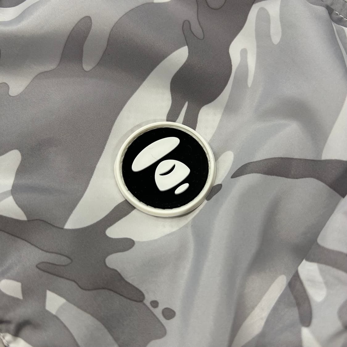 [S] 에이프 Aape 카모 후드 바람막이 그레이 A281 상품이미지5