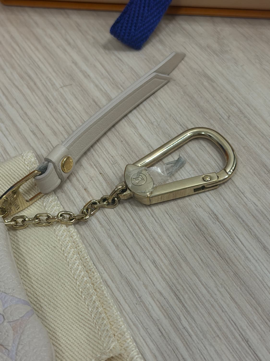 루이비통 모노그램 키 파우치 카드지갑 상품이미지3