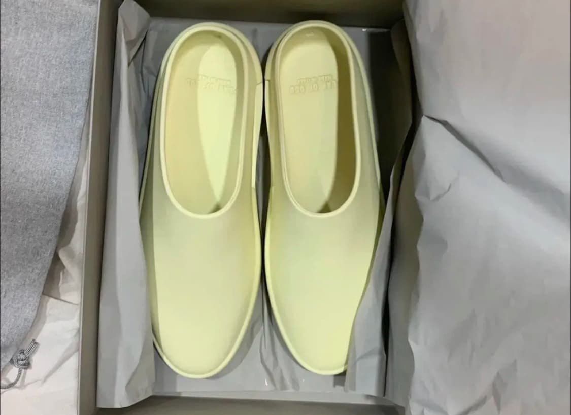 Fear of God The California Canary 슬리퍼  상품이미지1