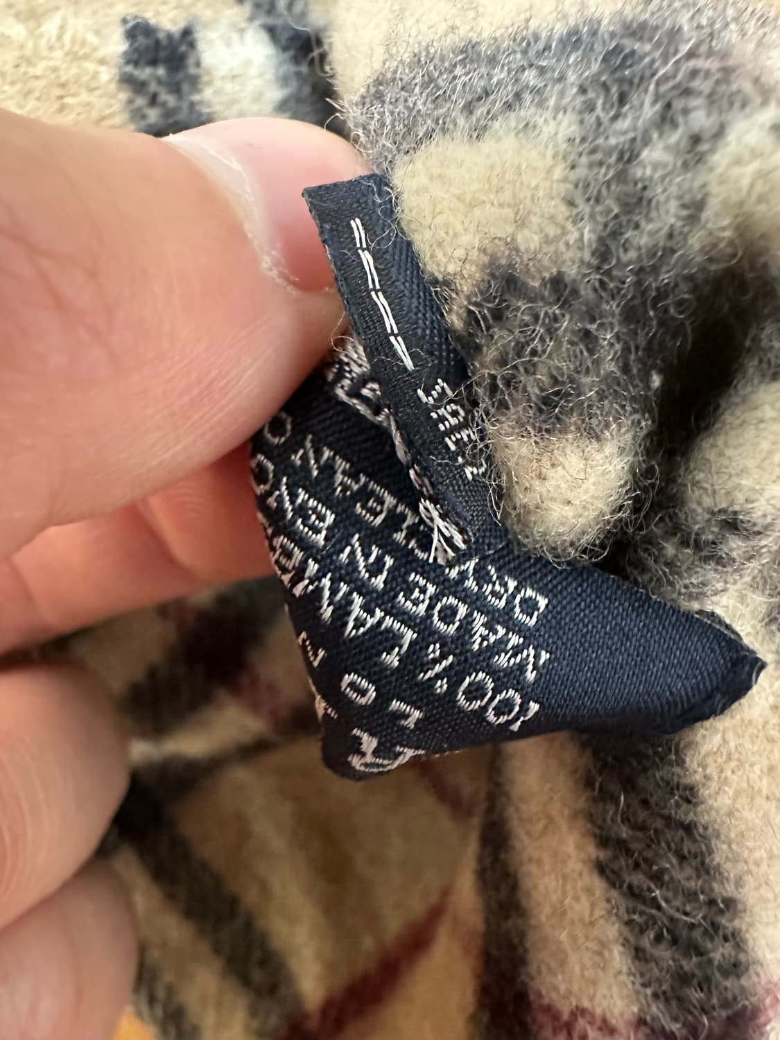 버버리 램스울 체크 머플러 상품이미지4