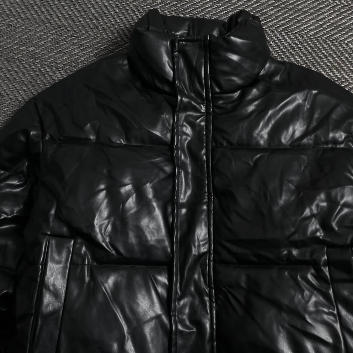 빈티지 우먼스 블랙 비건 레더 패딩 점퍼o 4015 상품이미지4