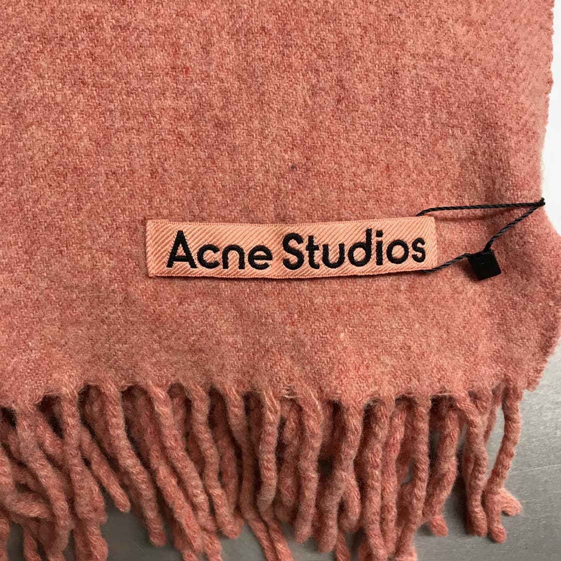 아크네스튜디오 머플러 상품이미지4