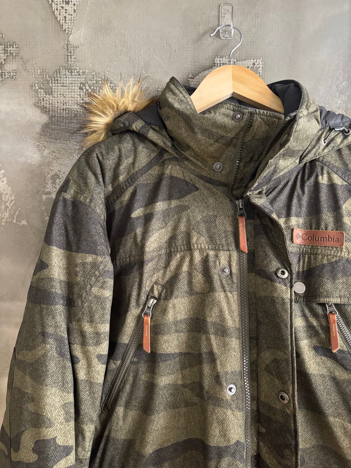 콜럼비아 카모 패딩 L 상품이미지2
