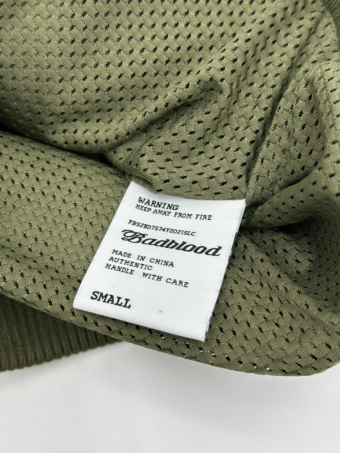 배드블러드 벨벳 져지 집업 상품이미지7