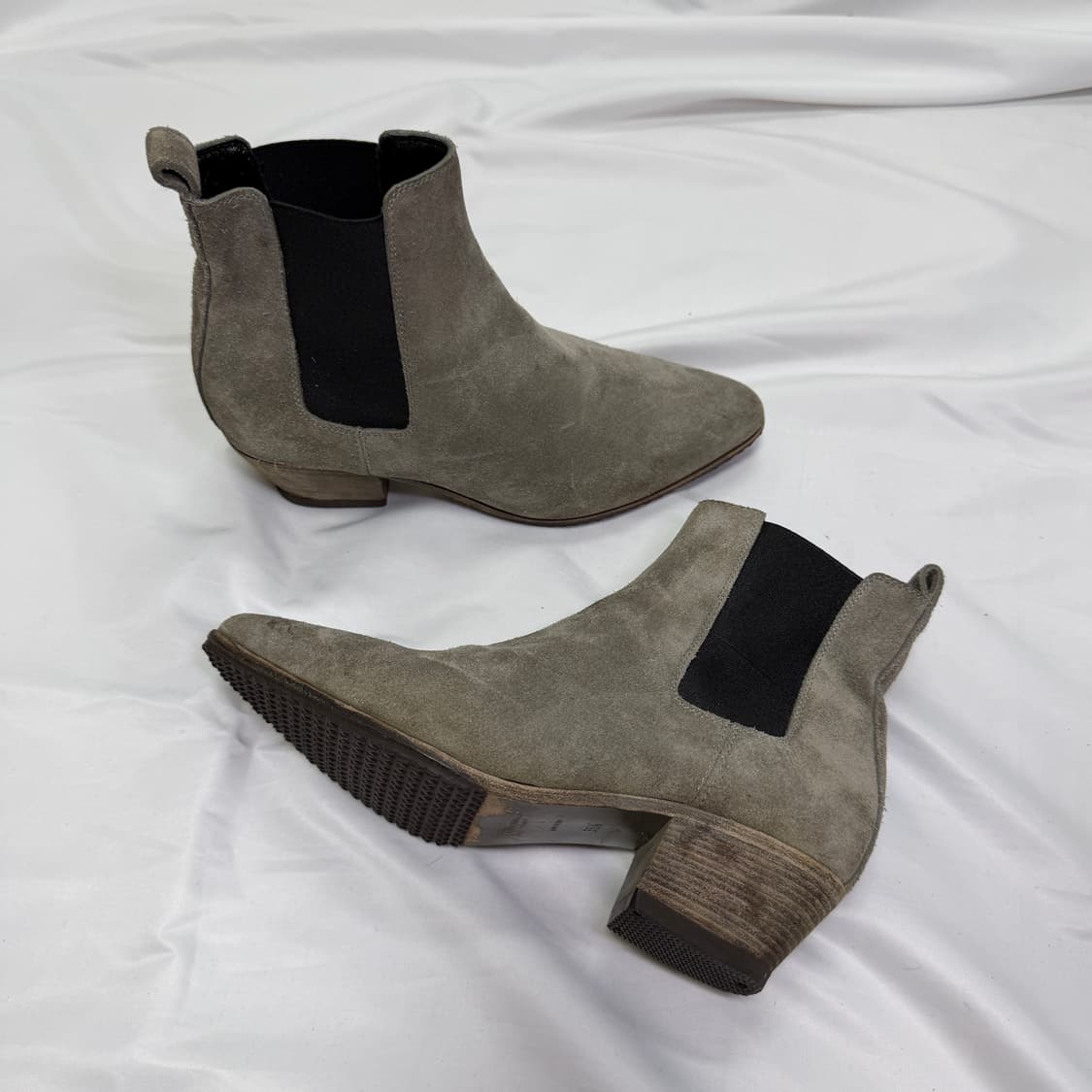 생로랑 스웨이드 첼시 부츠 상품이미지3