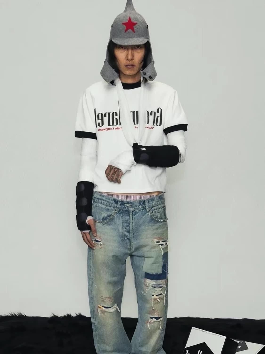 빈티지무드 립프린트 링거 크롭티  상품이미지1