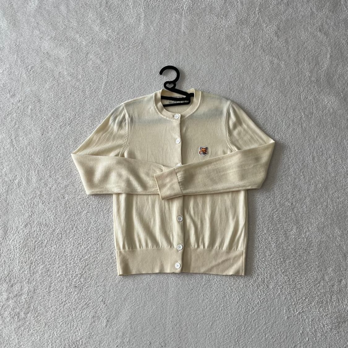 M 메종키츠네 여성 폭스헤드 가디건 상품이미지1