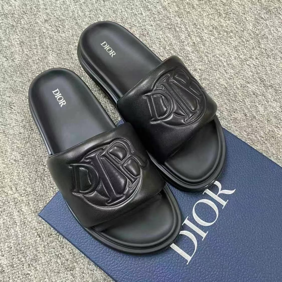 [판매] Dior 디올 레더 슬라이드 블랙 - 새상품 상품이미지1