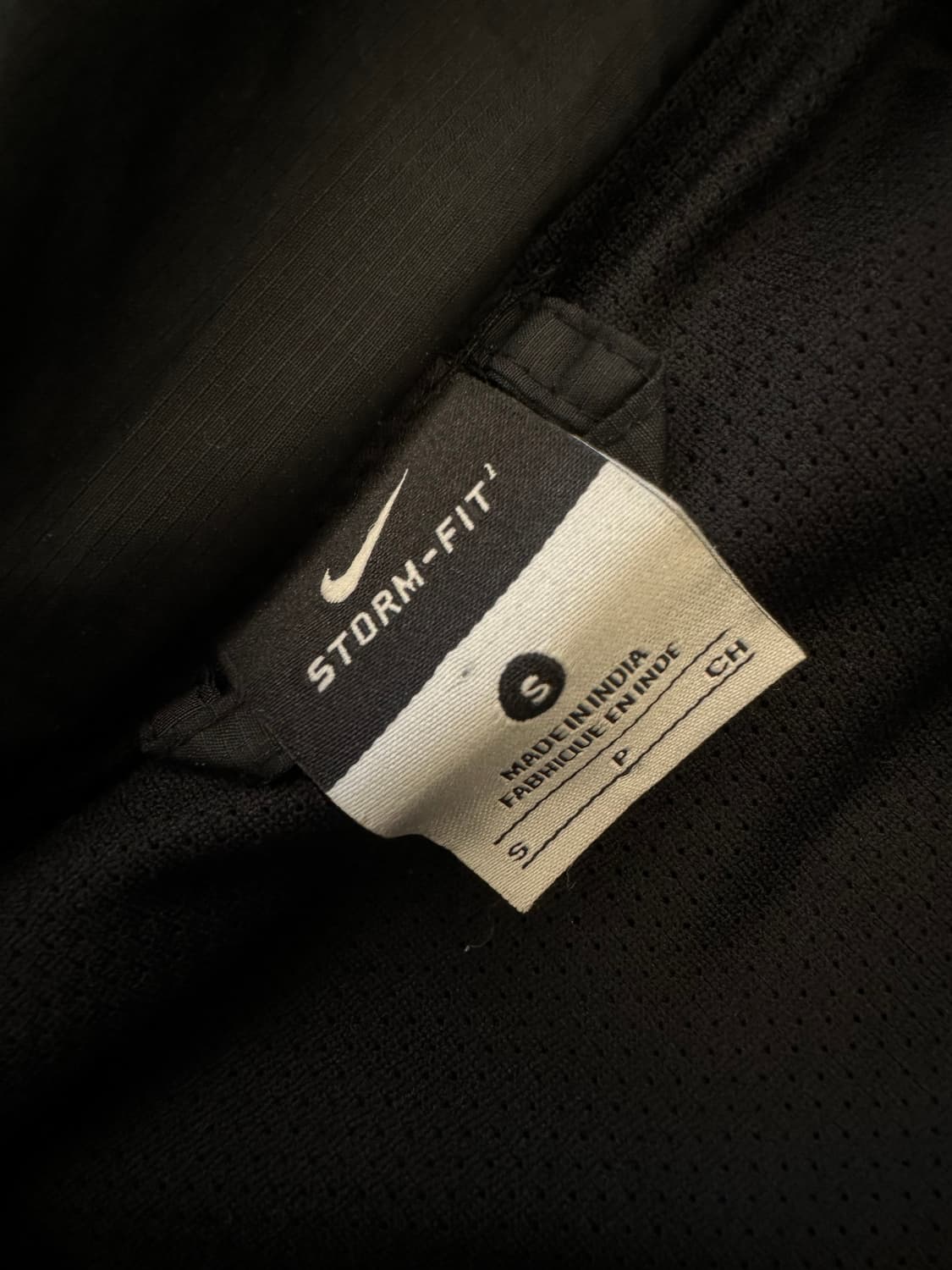 나이키 맨유 올드스쿨 바람막이 처분  상품이미지4