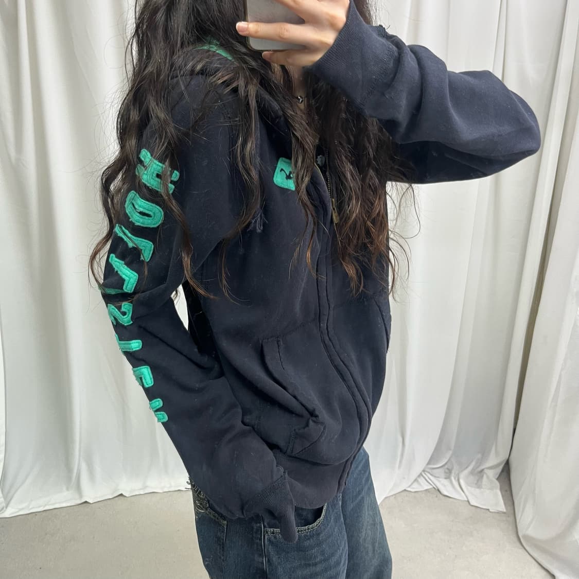 Hollister navy hood zip-up 상품이미지4