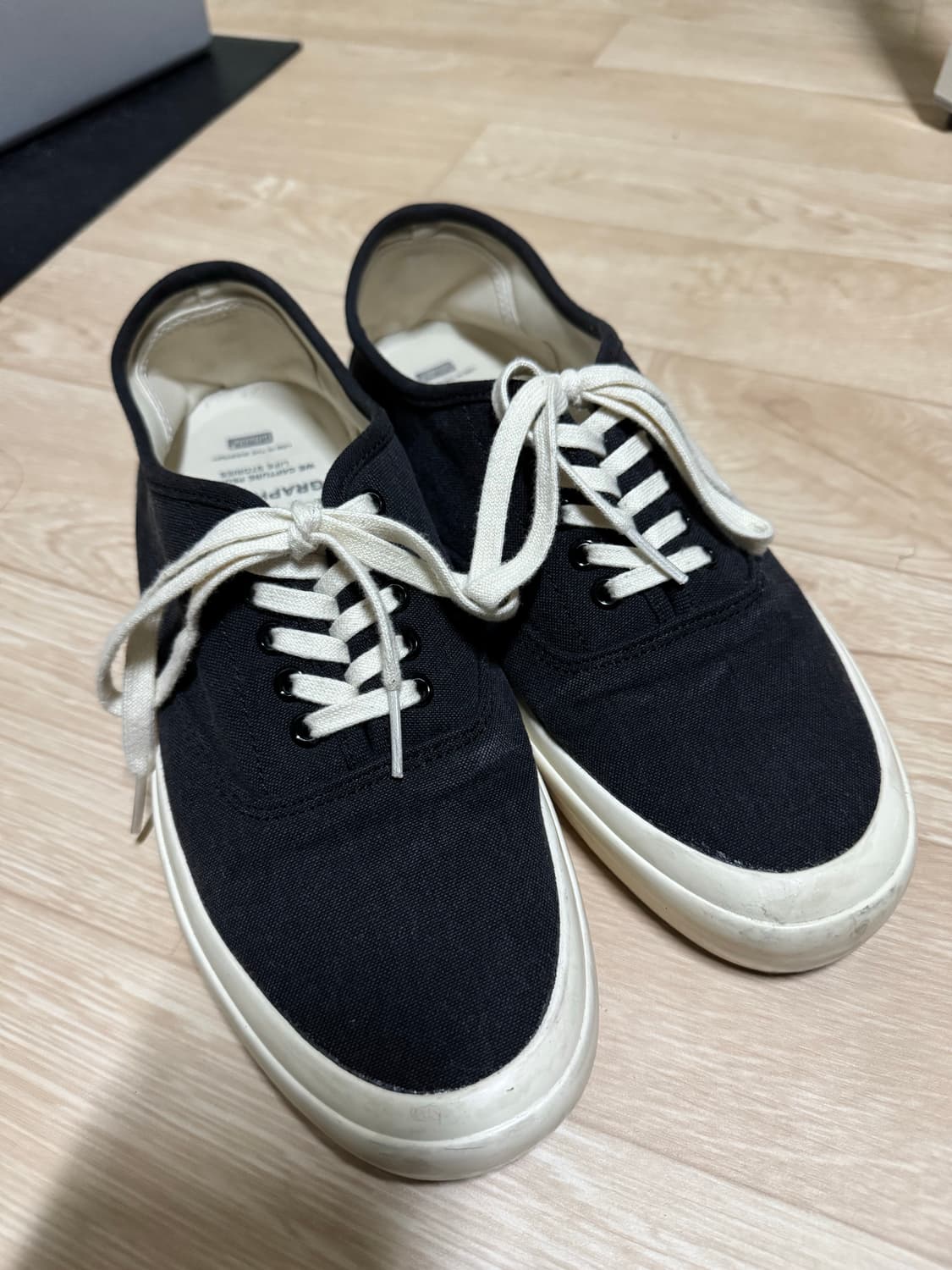 [260] 그라퍼리즈 차콜 에크루 상품이미지1