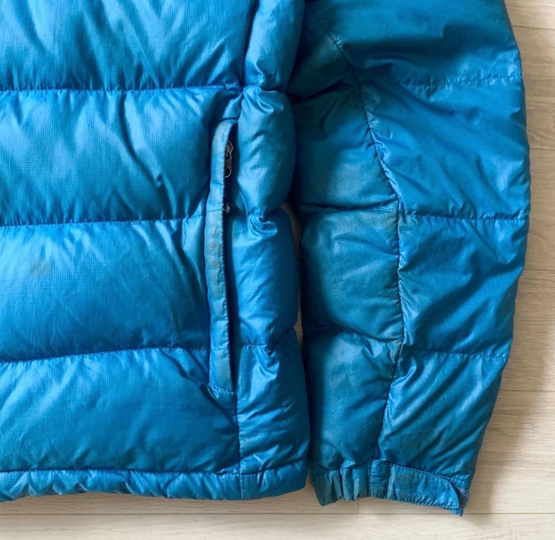 노스페이스 700 다운 패딩 스카이 블루 상품이미지5