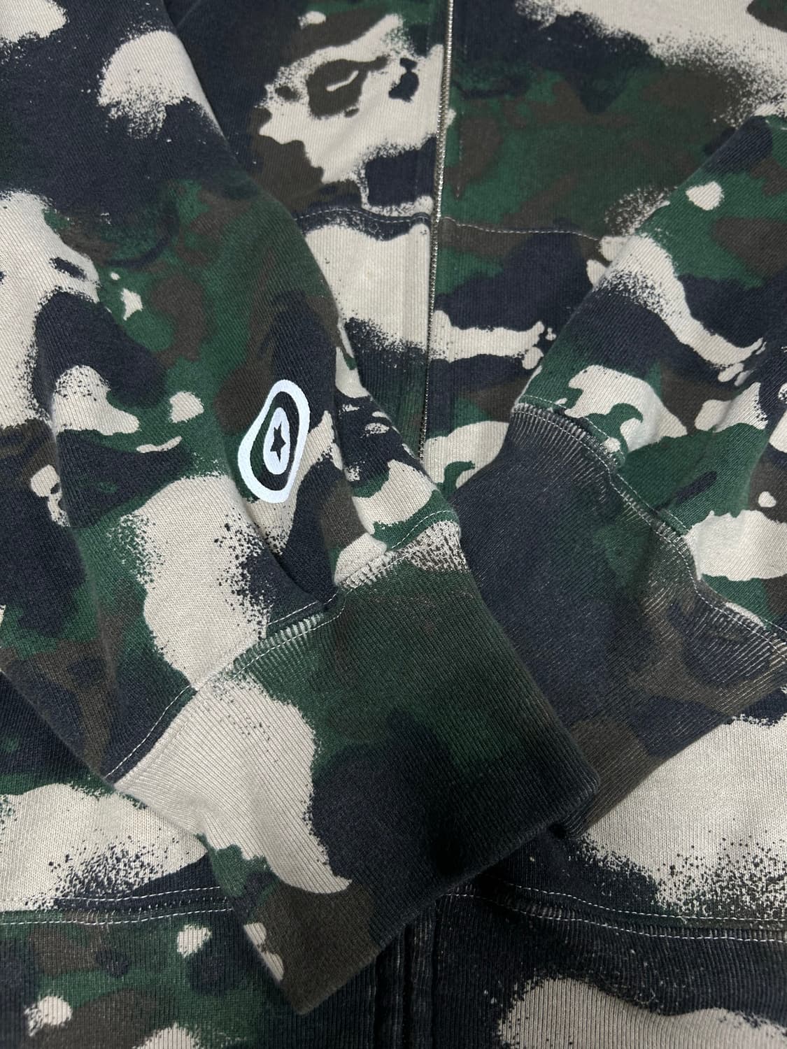 베이프 맵 카모 샤크 후드집업 상품이미지3