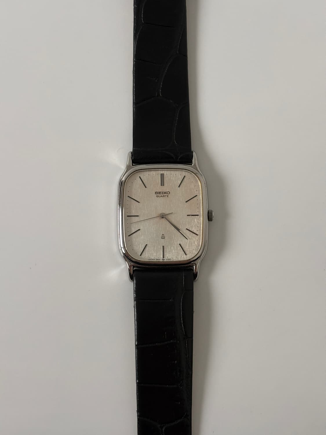 세이코 1980년대 보카시 다이얼 실버 탱크 쿼츠 남성  상품이미지1