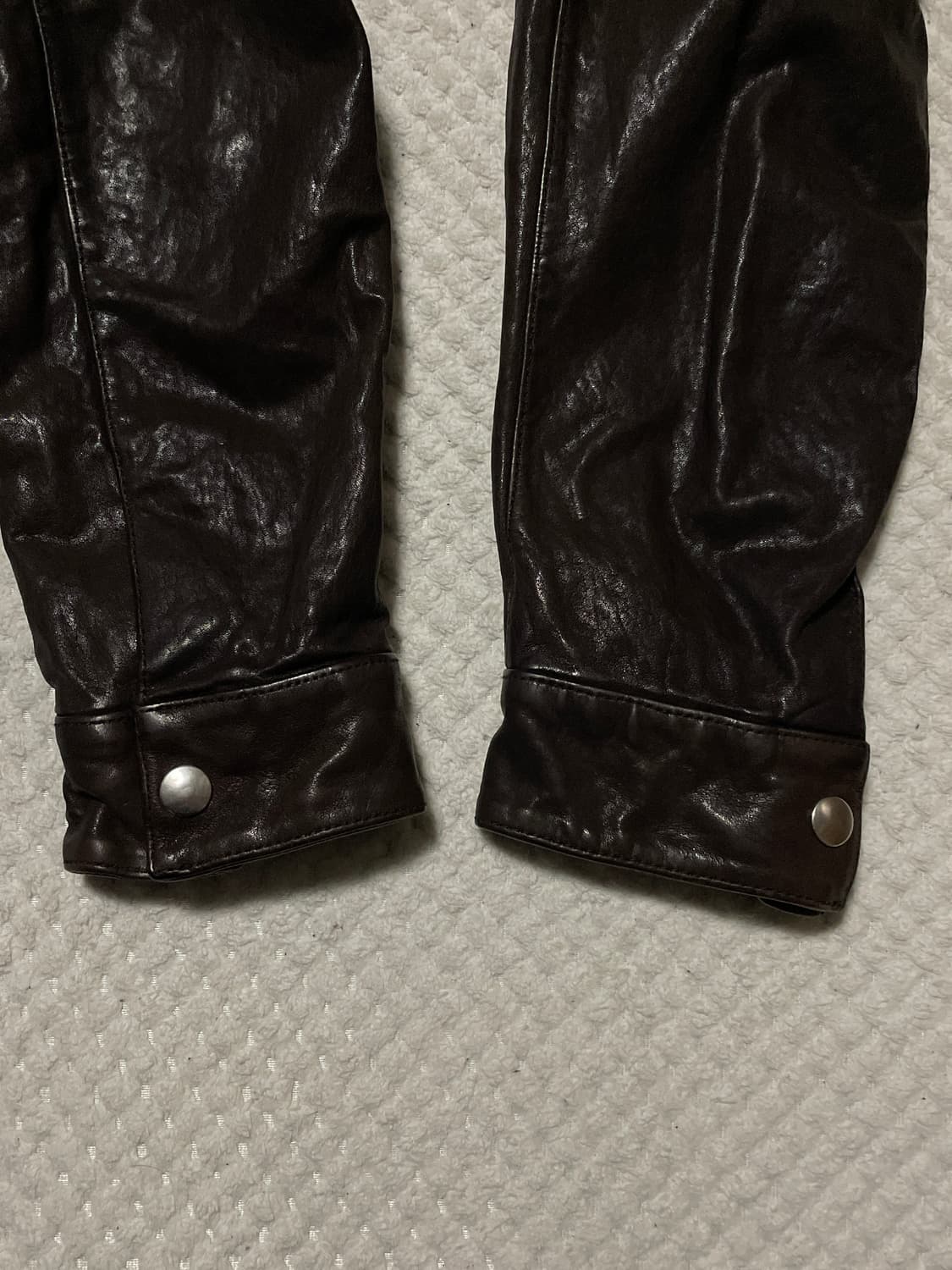 웨스턴 무드 배지터블 램스킨 양가죽 절개 레더 자켓 다크 브라운 상품이미지8