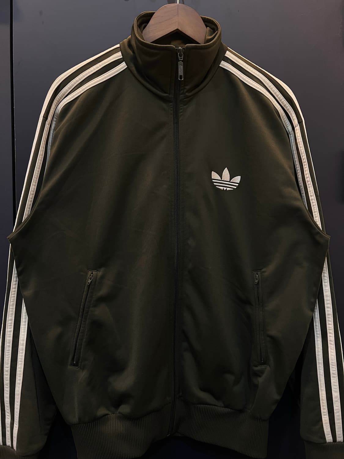 아디다스 파이어버드 카키 트랙탑 져지 상품이미지1