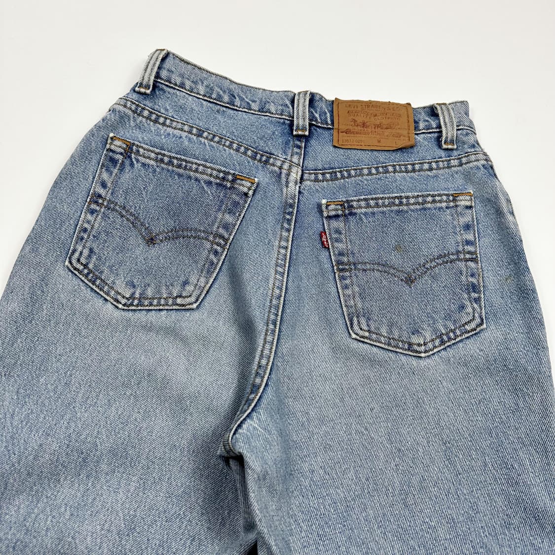 26 90s 리바이스 USA 여성 슬림핏 데님팬츠 상품이미지5
