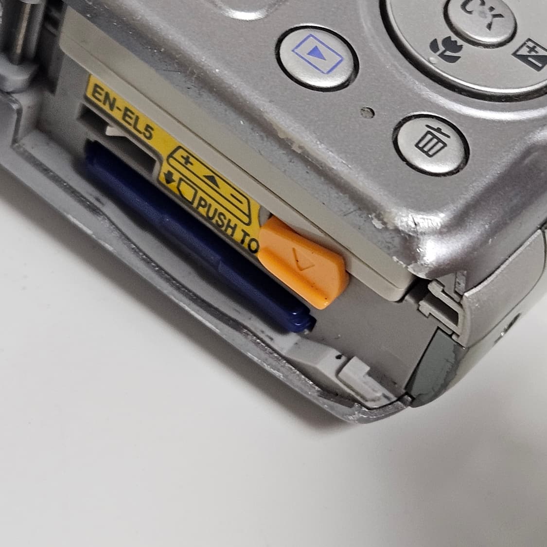 Nikon coolpix p4 니콘 쿨픽스 p4 상품이미지9