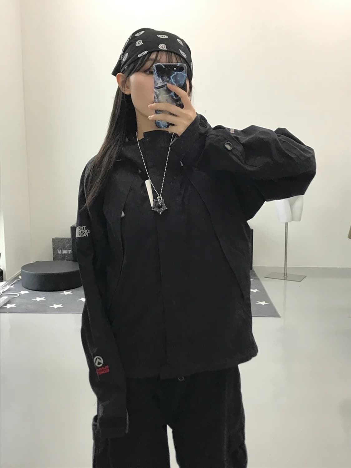 노스페이스 블랙 바람막이 상품이미지3