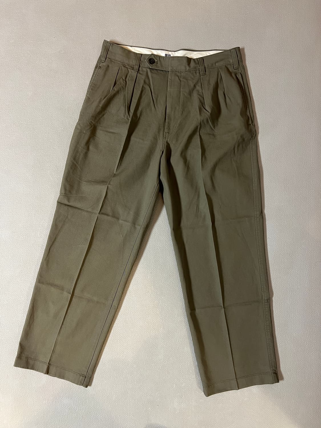 무료배송 - 1회착용 유니클로 U 투턱 와이드팬츠(올리브) 36 상품이미지1