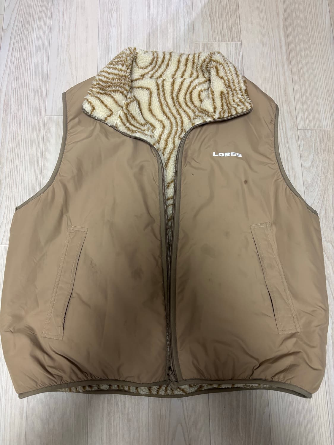 로어스 LORES 양털 베스트 조끼 상품이미지1