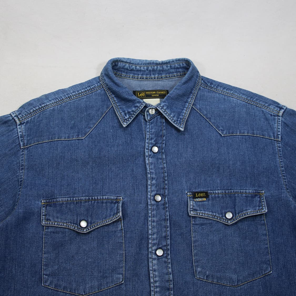 (착용컷) Lee x EDWIN 웨스턴 데님 셔츠 (남성용 100) 상품이미지5