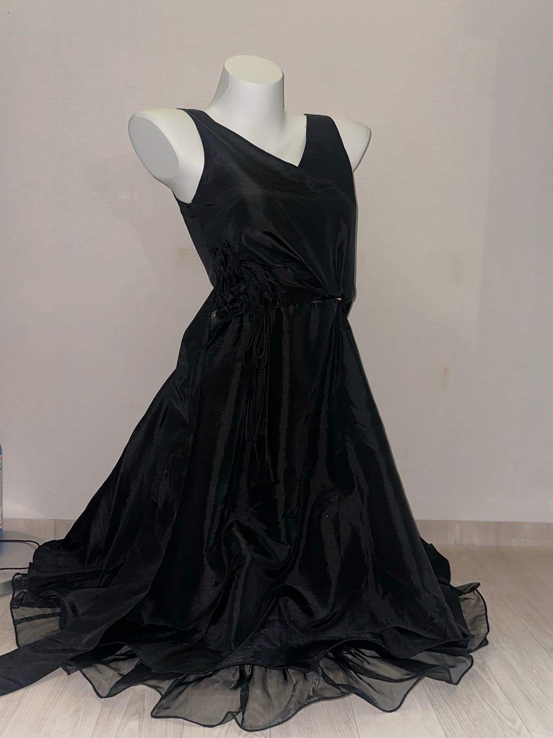 빈티지 블랙 로즈 코사지 슬리브리스 롱 미디 원피스 상품이미지5