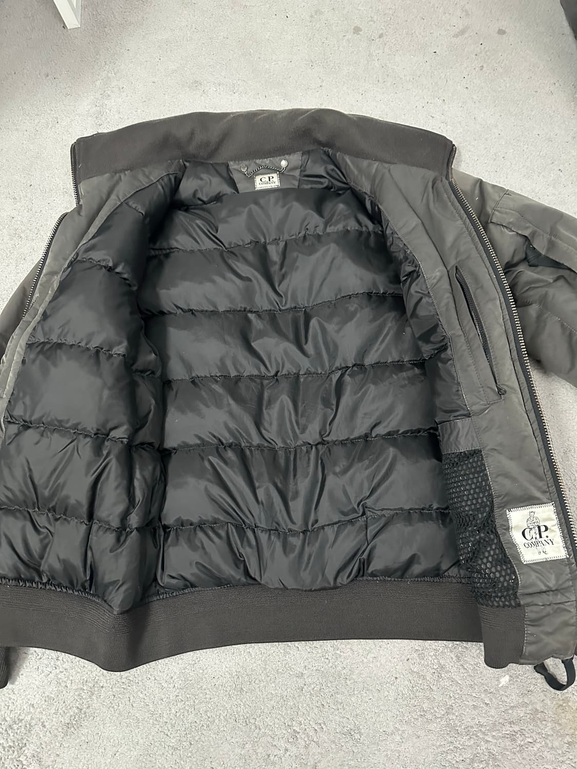 씨피컴퍼니 패딩 자켓 95 (정품) 상품이미지7